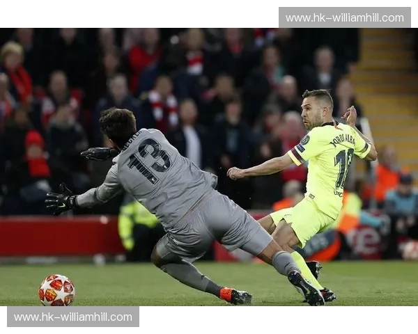 足球伤停：从逆境到复出，揭秘赛场上的柔性韧性